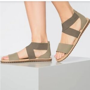 Sorel Ella Flat Criss Cross Strap Sandals Olive Green 7
